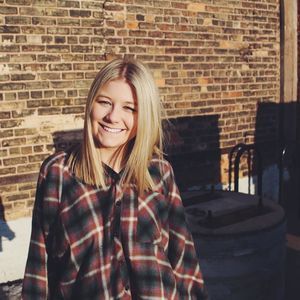 Meet your Posher, Maura